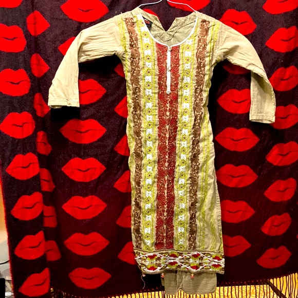 Very nicely made. Super cute. - Picture 1 of 3